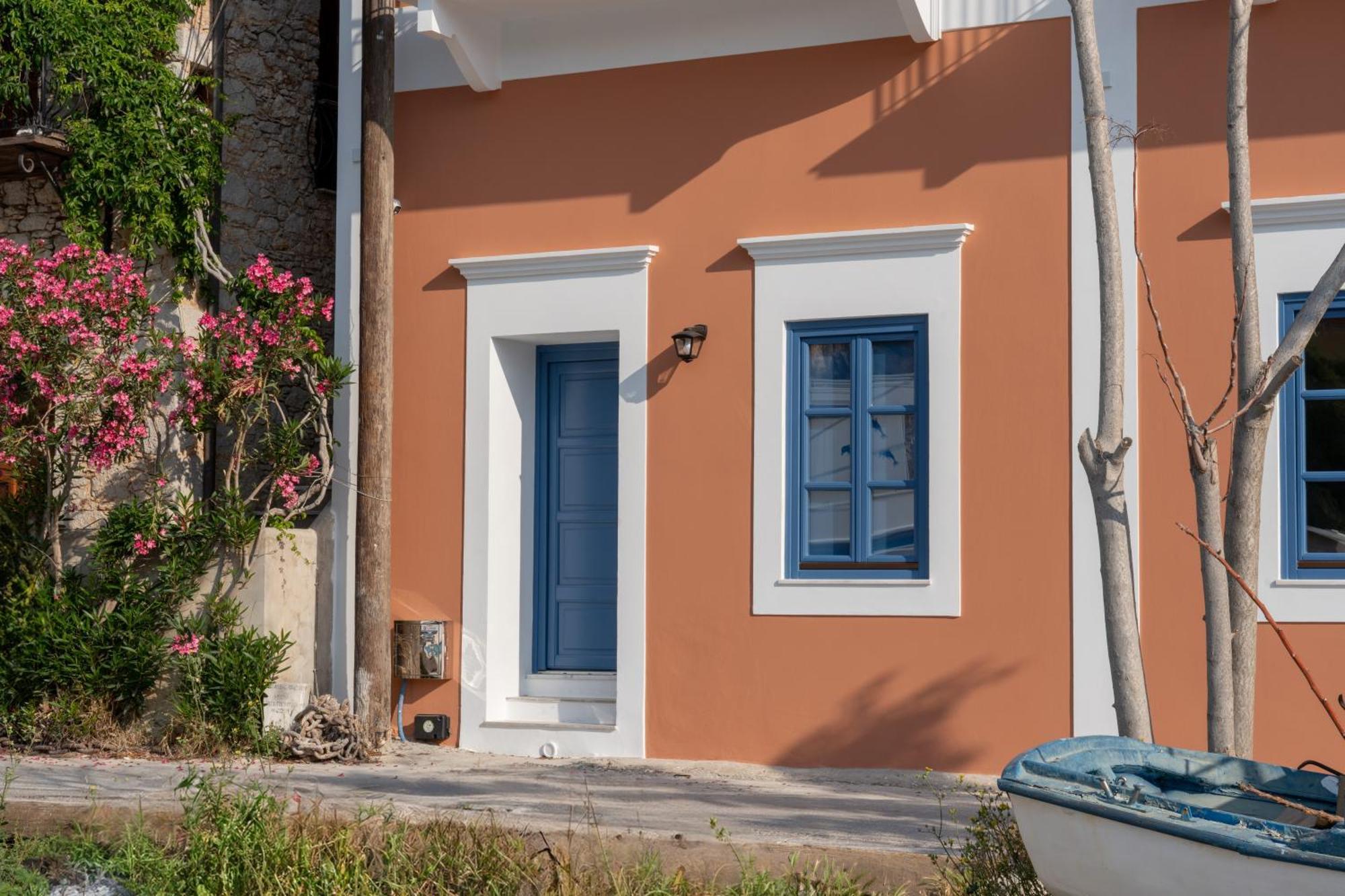 Porto Harani Seaside Apartments Сими Экстерьер фото