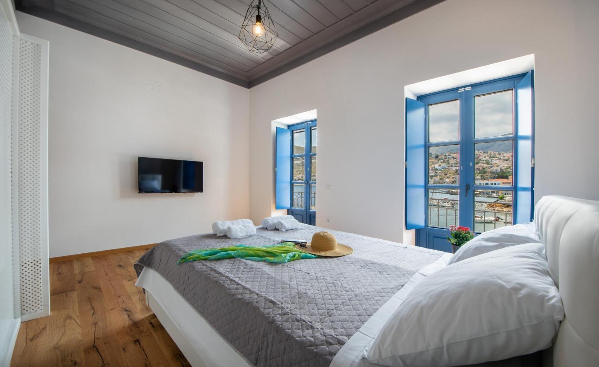 Porto Harani Seaside Apartments Сими Экстерьер фото